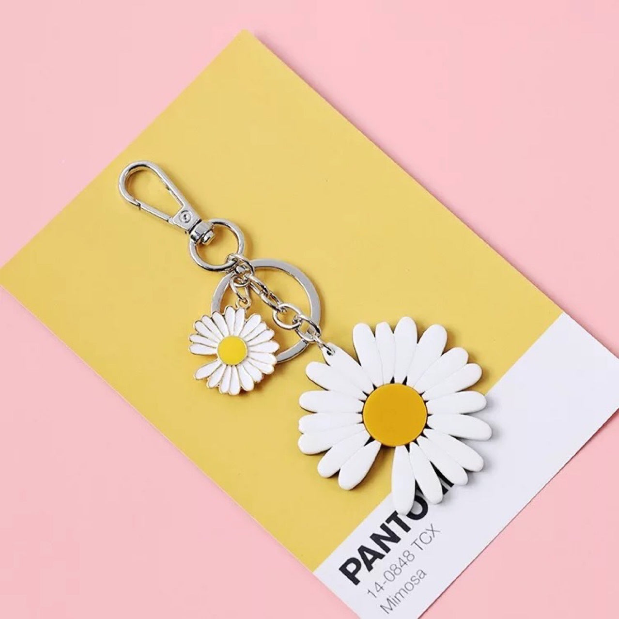 Wholesale Daisy Alloy Keychains